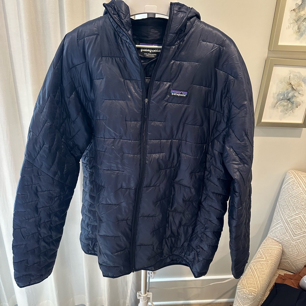 Patagonia Men's Navy Puffer Jacket